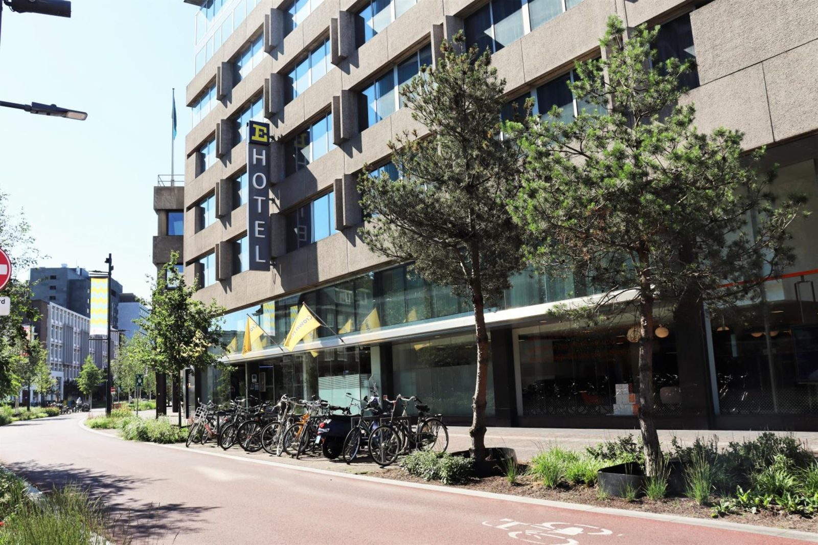 Leonardo Hotel Eindhoven City Center — photo 2